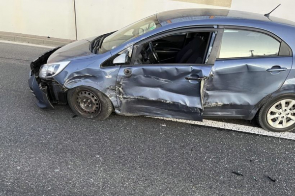 В Швейцарии белорус на фуре попал в аварию и уехал В Швейцарии белорус на фуре попал в аварию и уехал