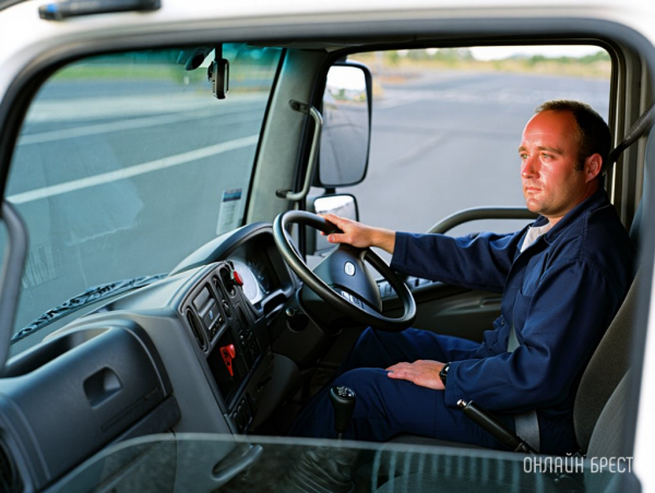 Во Франции белорус ехал на фуре змейкой с 2,3 промилле Во Франции белорус ехал на фуре змейкой с 2,3 промилле