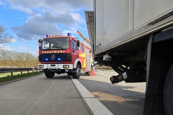 В Германии белорус попал в ДТП с ущербом в 30 тысяч евро В Германии белорус попал в ДТП с ущербом в 30 тысяч евро
